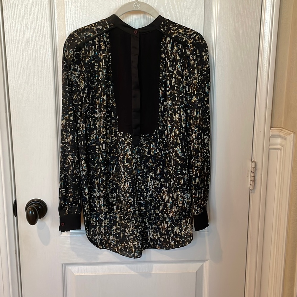 Cute easy to wear Rebecca Taylor top